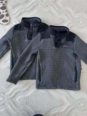 Vineyard Vines Boys Quilted Snap Pullover in Gray and Charcoal
